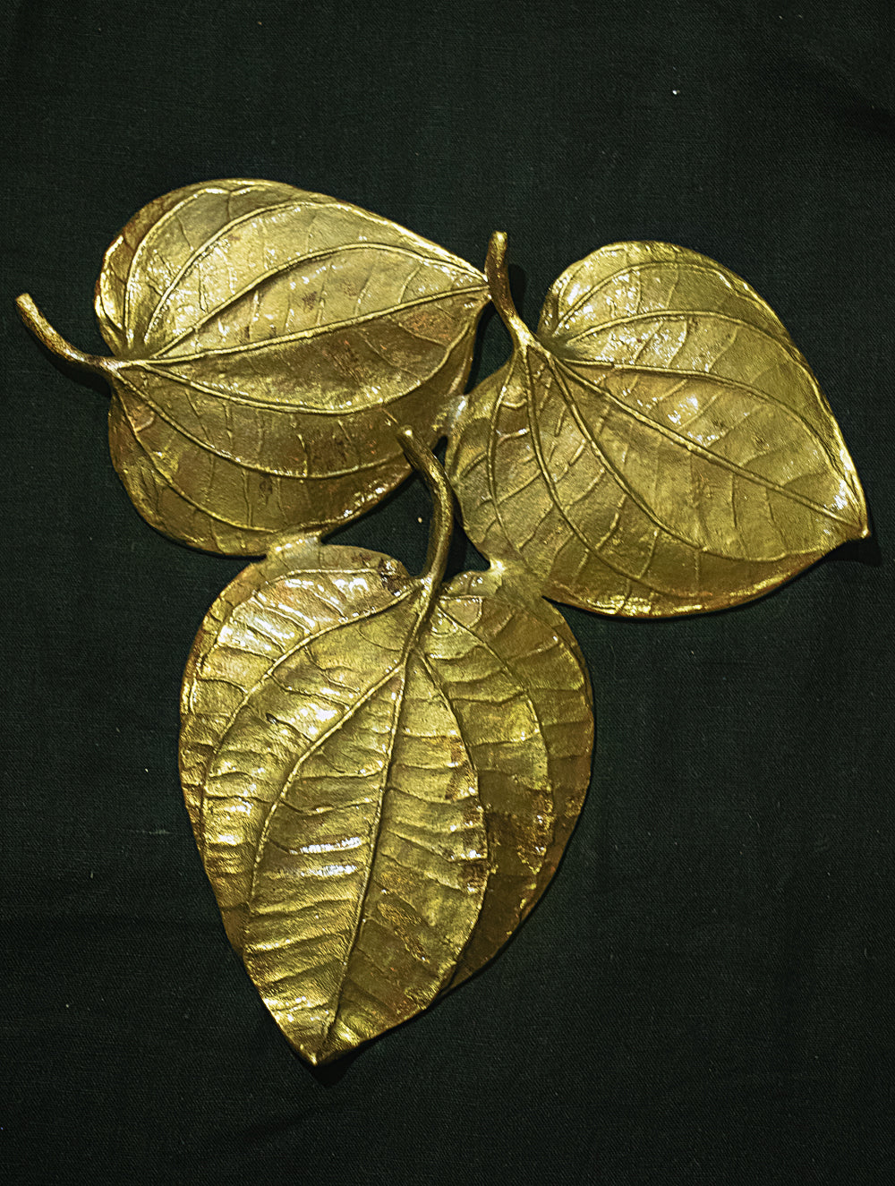 Brass 3 Leaf Platter / Wall Plaque - Paan Leaf
