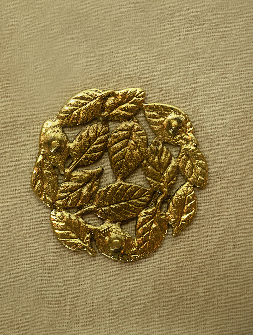 Brass Banyan Leaf Plate / Wall Plaque (Set of 4)