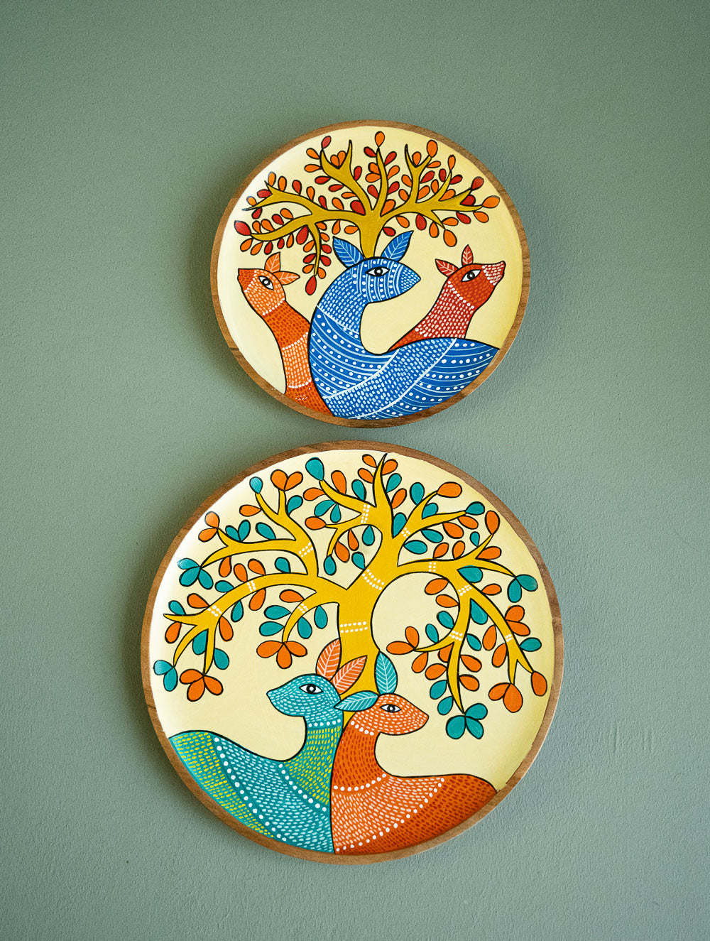 Exclusive Gond Art Wooden Wall Plate / Table Curio - The Deer Duo (Set of 2)