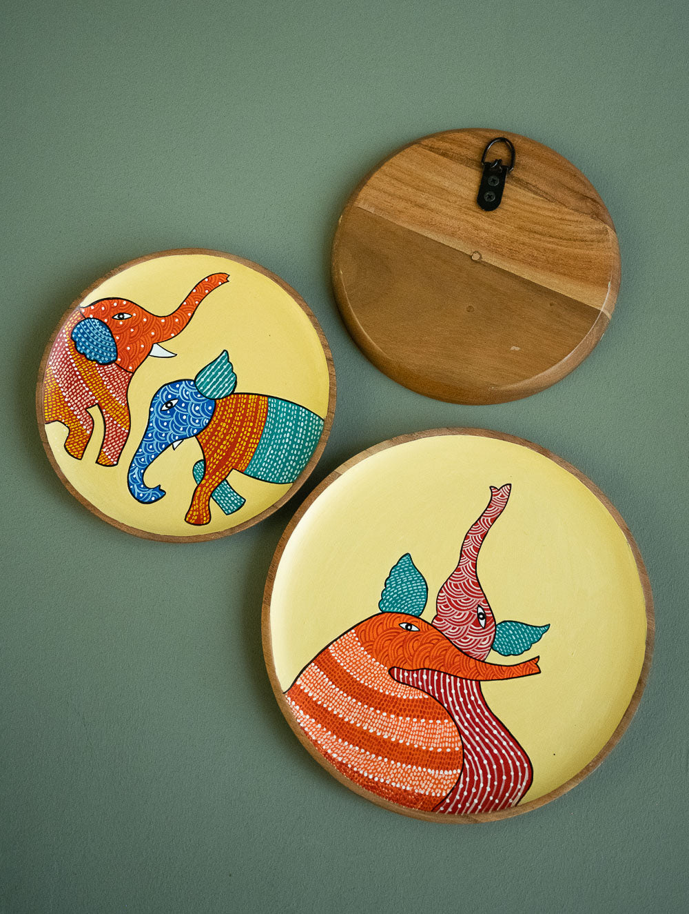 Exclusive Gond Art Wooden Wall Plate / Table Curio - The Elephants Trio (Set of 3)